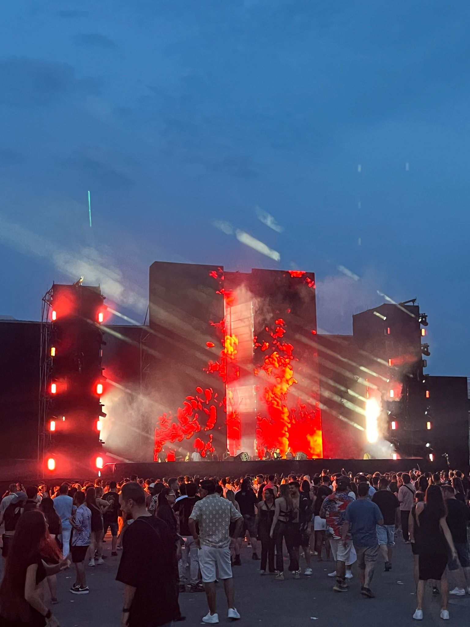 AFTERLIFE en acción