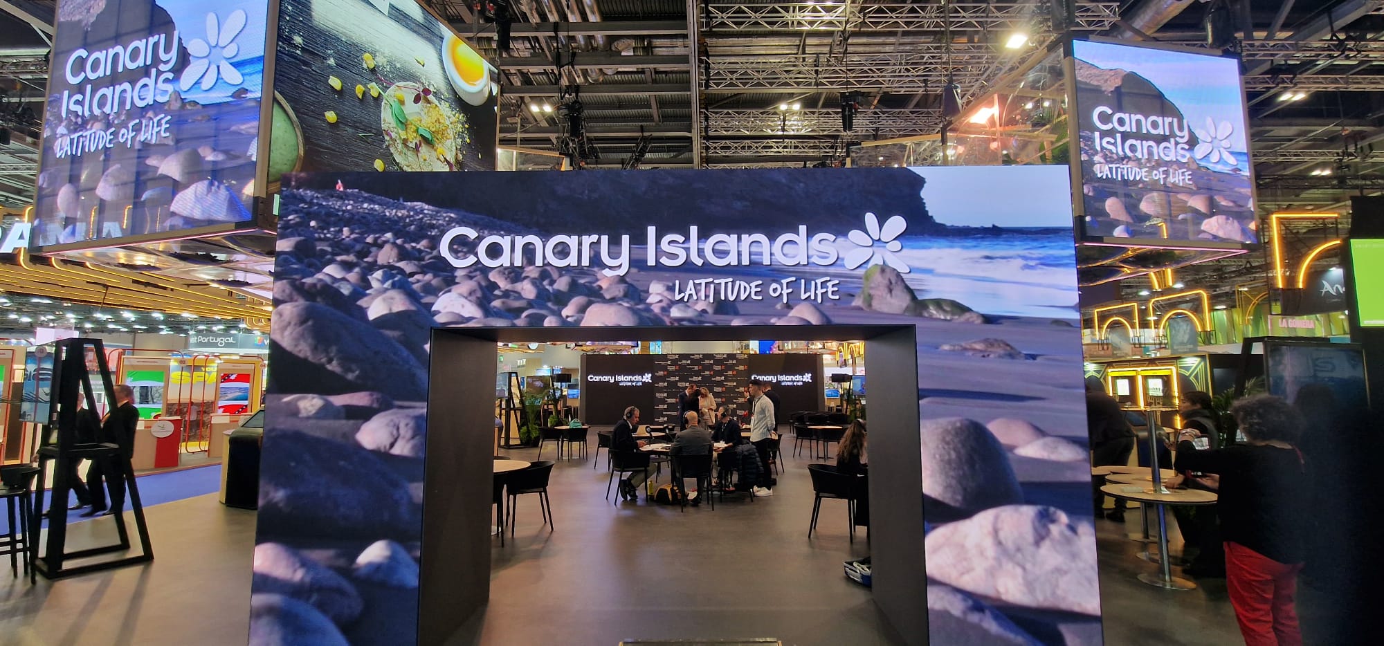 pórtico World Travel Market Islas Canarias
