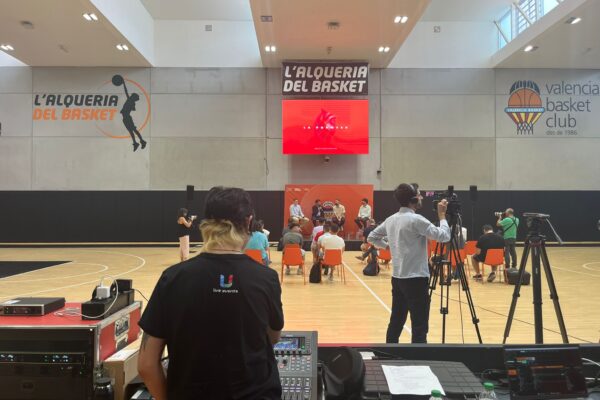 invitados Presentación Himno Valencia Basket