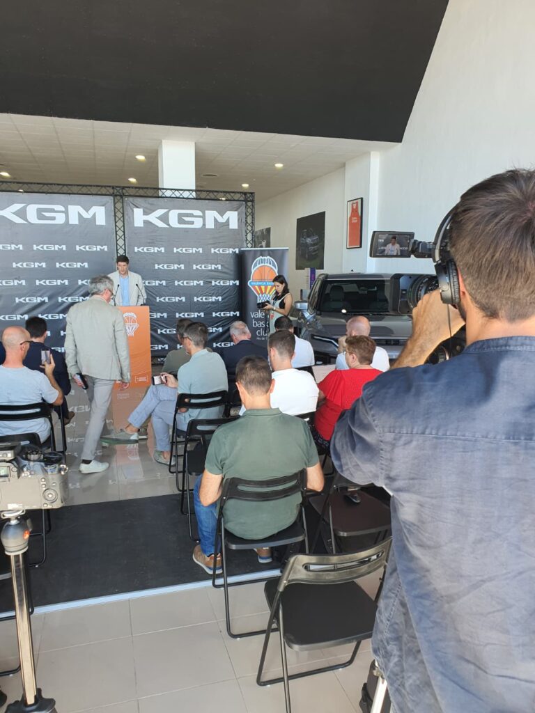 cámaras Presentación de Neal Sako