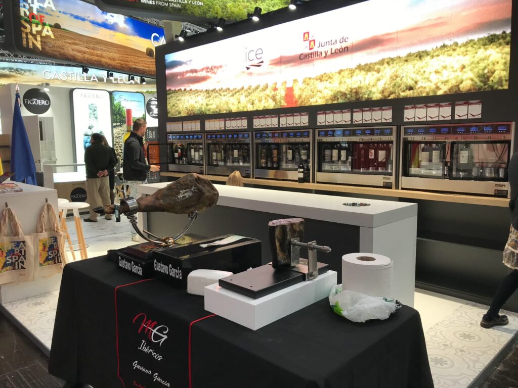 jamón stand Prowine