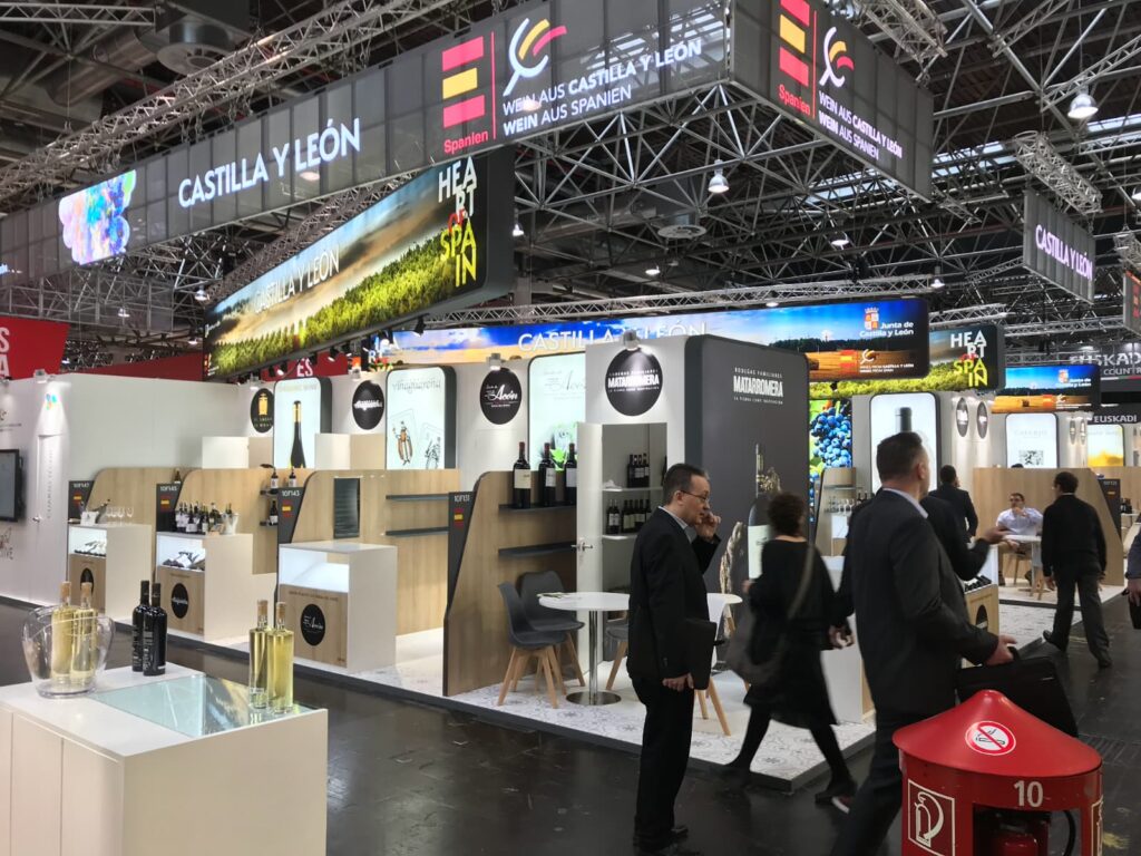 público pantallas stand Prowine