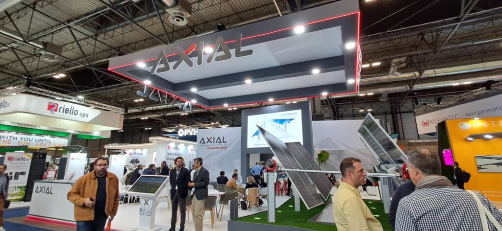 pantalla stand Axial