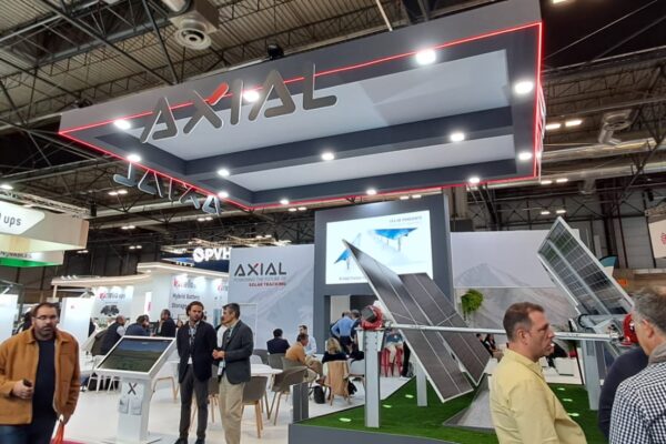 pantalla stand Axial