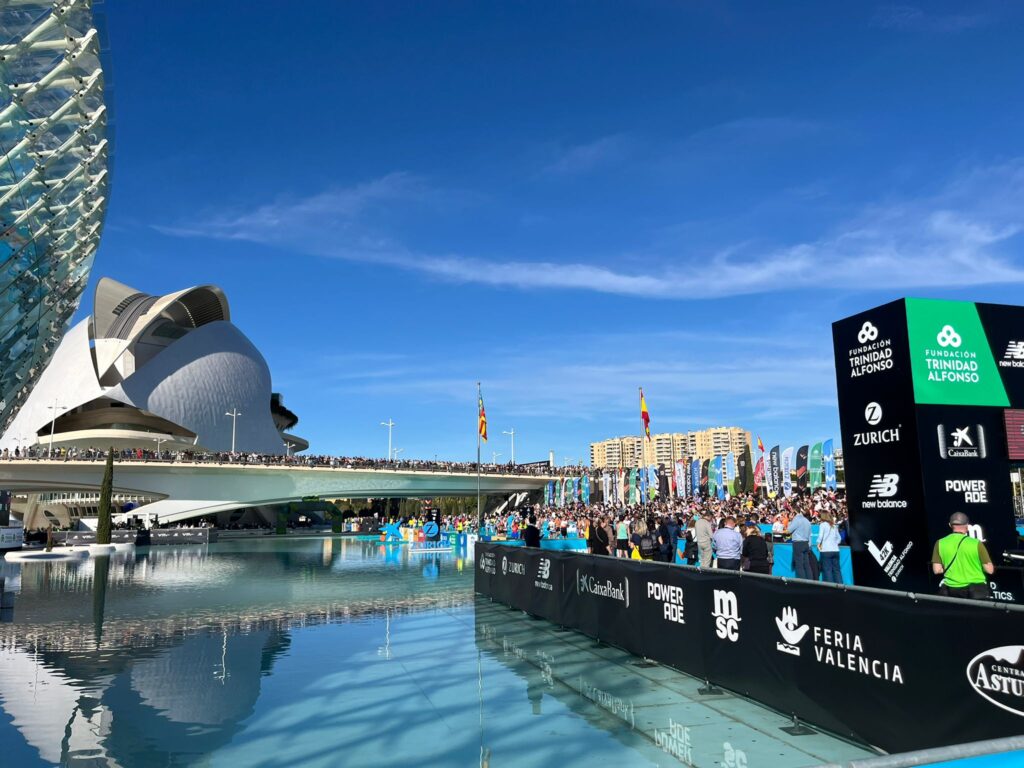 lago llegada Maratón Valencia 2025