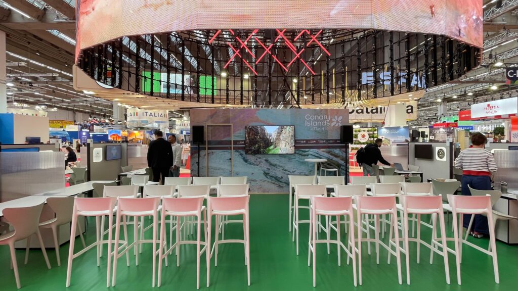 iluminación naranja stand IMEX Frankfurt
